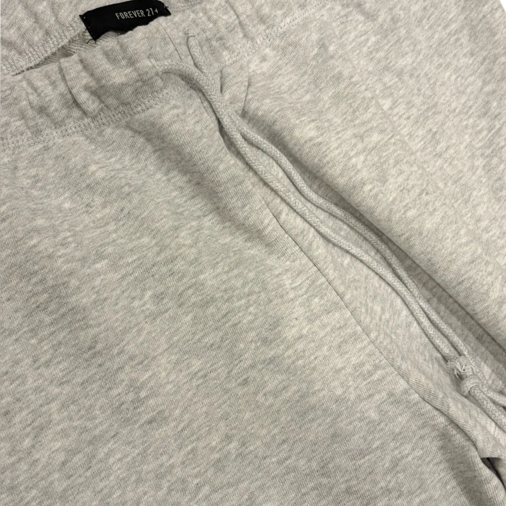 NWT FOREVER21 Women’s Flare Sweatpants Lounge Pants New York City Gray Size 1X